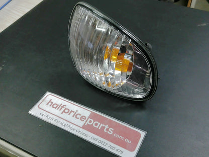 Toyota Corolla Genuine Right Hand Front Indicator New Part