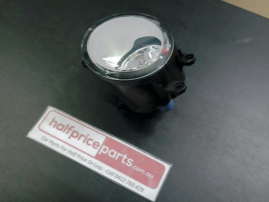 Toyota Coaster/Corolla/Estima/Kluger/Camry/Tarago/Yaris/Prius/Rav4 Genuine Left Hand Front Fog Light New Part