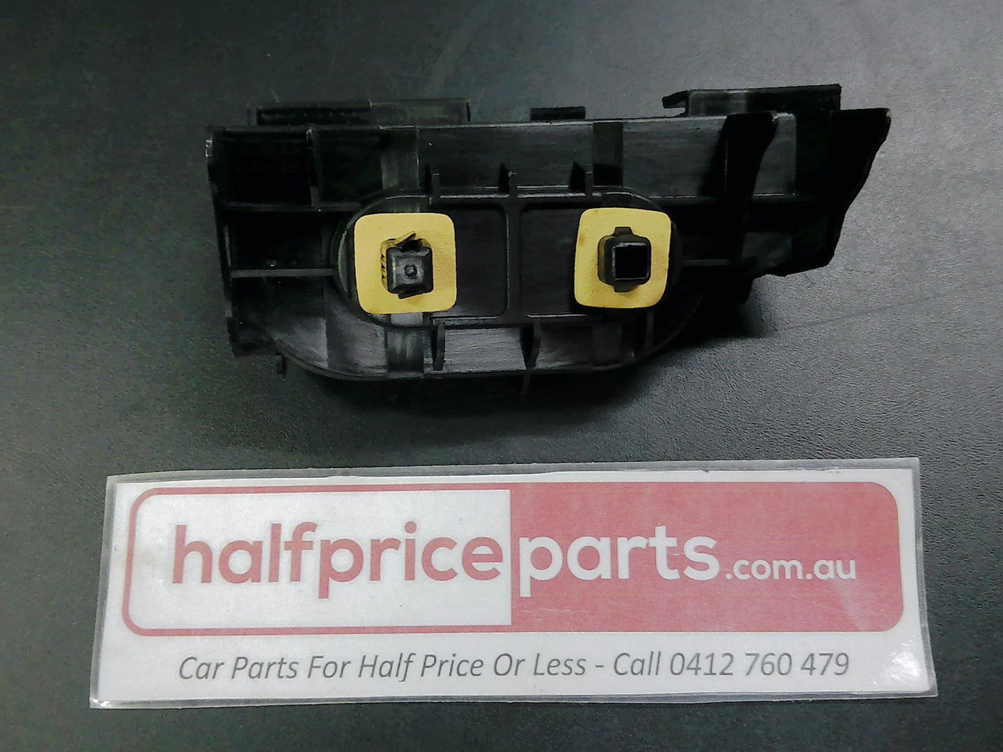 Toyota Corolla Genuine Left Hand Rear Upper Bumper Bar Retainer New Part