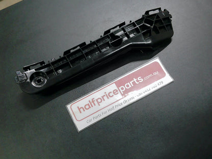 Toyota Pruis C Genuine Right Hand Rear Bumper Retainer New Part