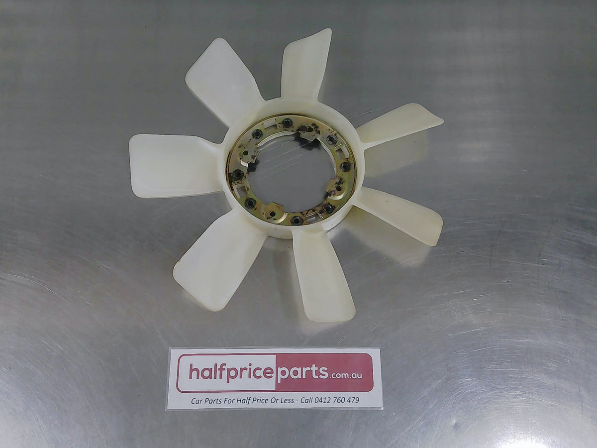 Toyota Landcruiser VZJ95 Prado/Hilux/4Runner Genuine Radiator Fan New Part