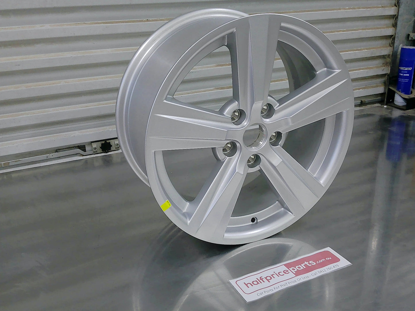 Holden VE Calais Genuine Alloy Rim New Part