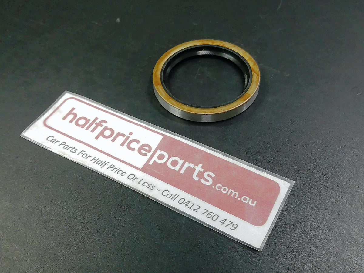 Toyota Land Cruiser/4Runner/FJ Cruiser Genuine Rear Right Hand Axle Shaft Oil Seal New Part