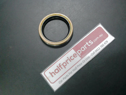 Toyota Land Cruiser/4Runner/FJ Cruiser Genuine Rear Right Hand Axle Shaft Oil Seal New Part