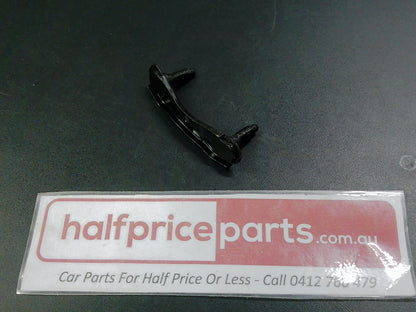 Toyota Avalon Genuine Right Hand Rear Bumper Retainer New Part