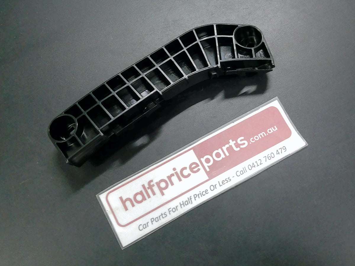 Toyota Camry Genuine Left Hand Front Bumper Bar Retainer New Part