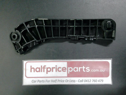 Toyota Camry Genuine Left Hand Front Bumper Bar Retainer New Part