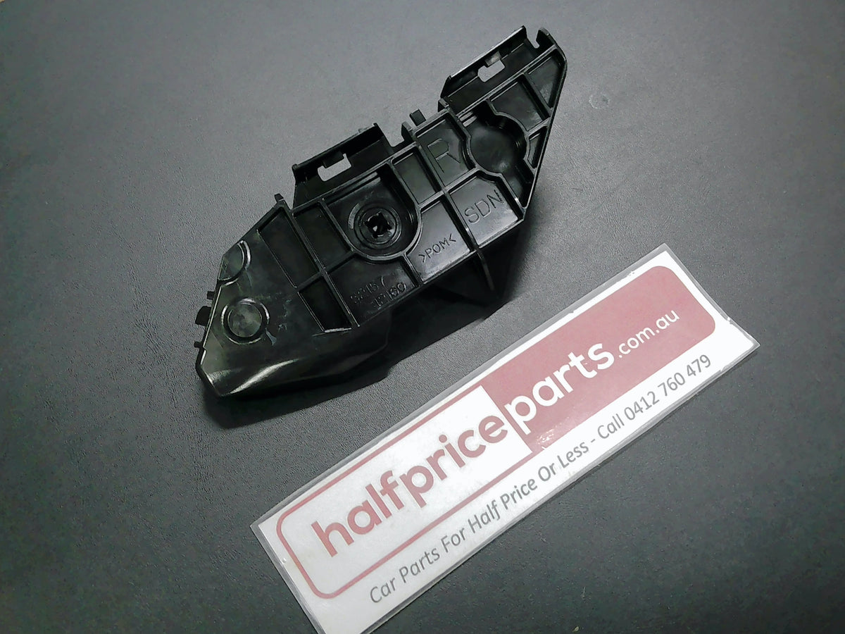 Toyota Corolla Genuine Right Hand Rear No2 Bumper Support New Part