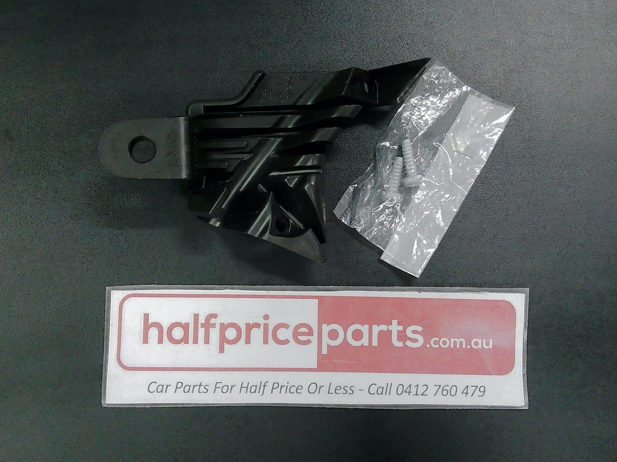 Toyota Yaris Genuine Right Hand Front Headlight Retainer New Part
