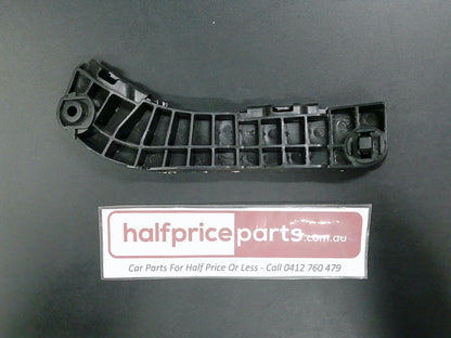Toyota Camry Genuine Right Hand Front Bumper Retainer New Part
