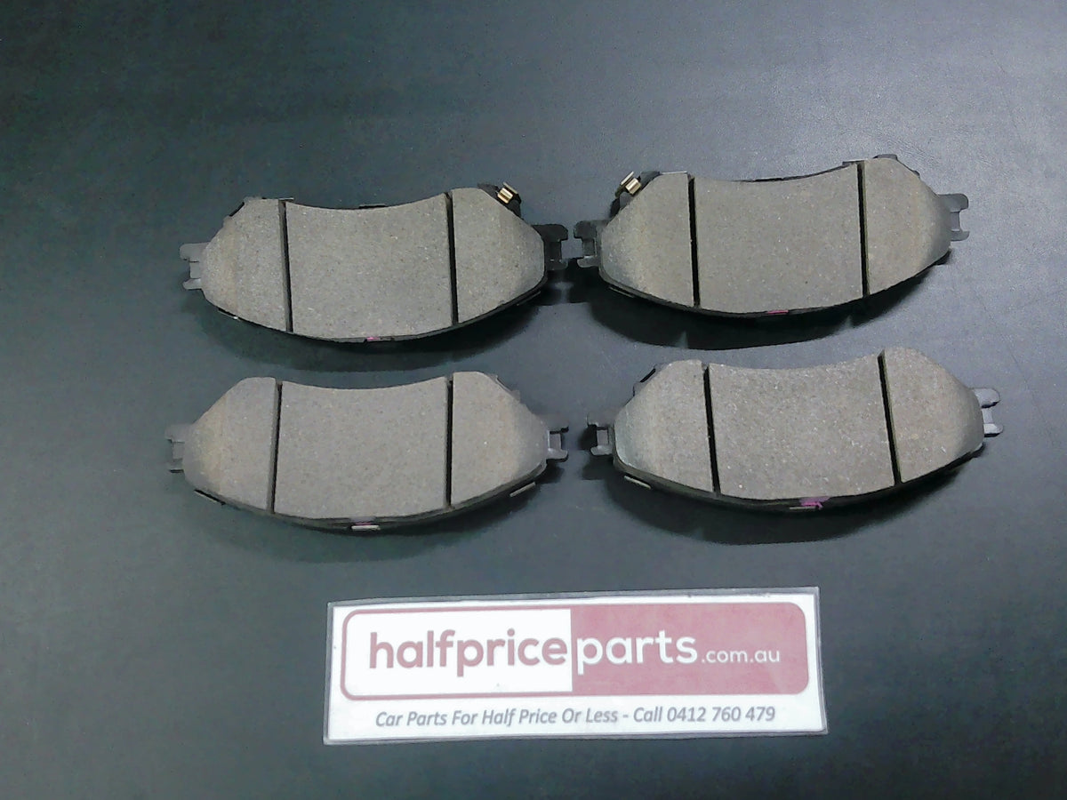 Suzuki Vitara/ SX4 S-Cross Genuine Front Brake Pads New Part