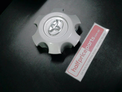 Toyota Hilux Genuine Wheel Centre Hub Cap Used Part