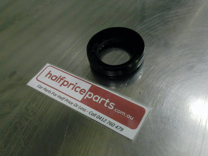Toyota Genuine Front Left Hand Drive Shaft Oil Seal Suits Lexus/Toyota New Part