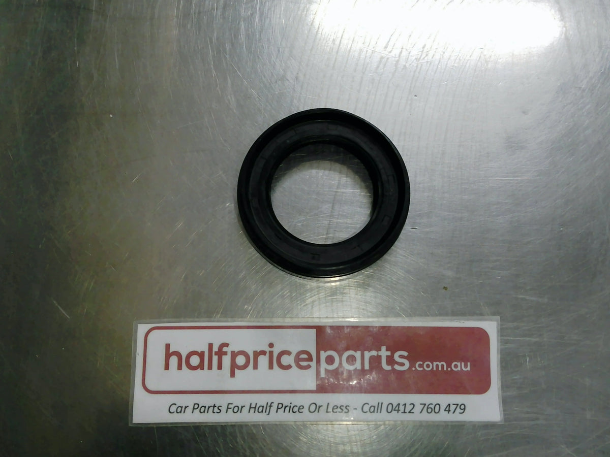 Toyota Genuine Front Left Hand Drive Shaft Oil Seal Suits Lexus/Toyota New Part