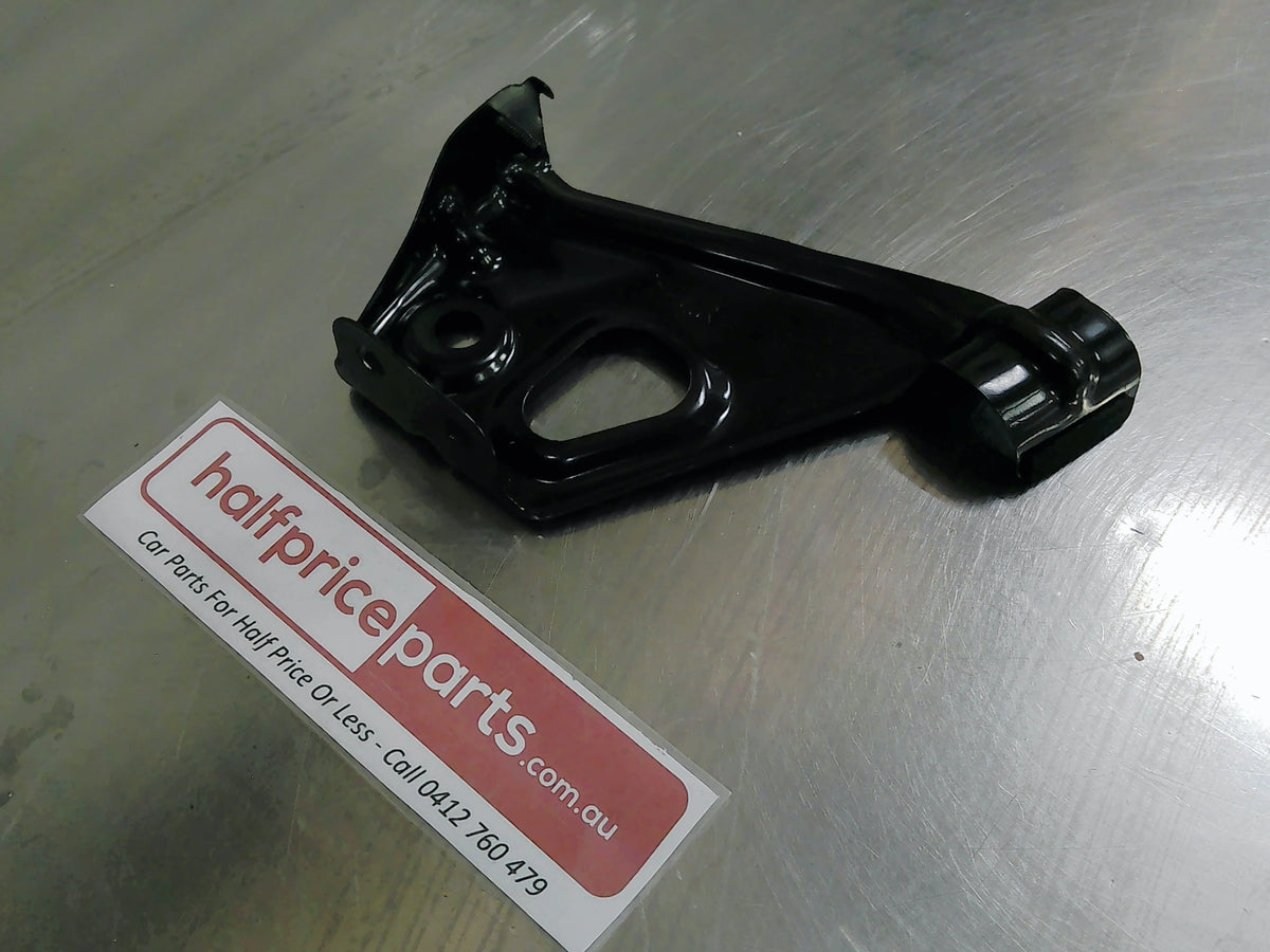 Toyota Camry/Aurion Genuine Right Hand Rear Wheel House Reinforcement New Part
