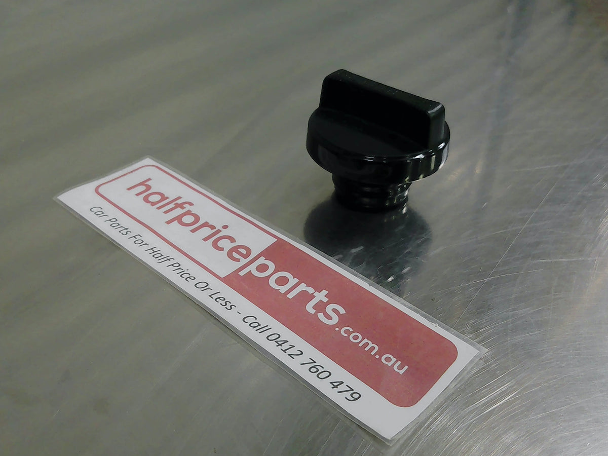 Toyota Hilux/Dyna 100/Hiace Genuine Oil Filter Cap New Part