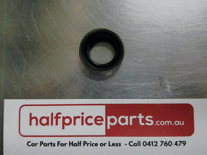 Toyota Landcruiser 40/60/70/80 Series/Hilux/4Runner/Tarago/Dyna Genuine Gearbox Shift Lever Shaft Oil Seal New Part