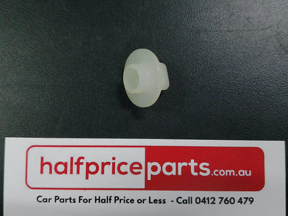 Toyota Corolla/Camry Genuine Front Bumper Bar Screw Gromet New Part