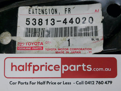 Toyota Avensis Verso Genuine Front Right Hand Bumper/Guard Bracket New Part