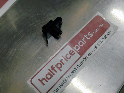 Toyota Corolla/Hilux/Landcruiser/ Prado Genuine Front Bar Liner Retainer Clip New Part