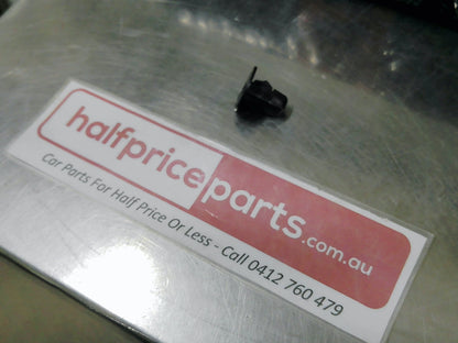 Toyota Corolla/Rav4/Hilux/Yaris/Landcruiser/Prado/Echo/Celica Genuine Guard Liner Clip/Grommet New Part