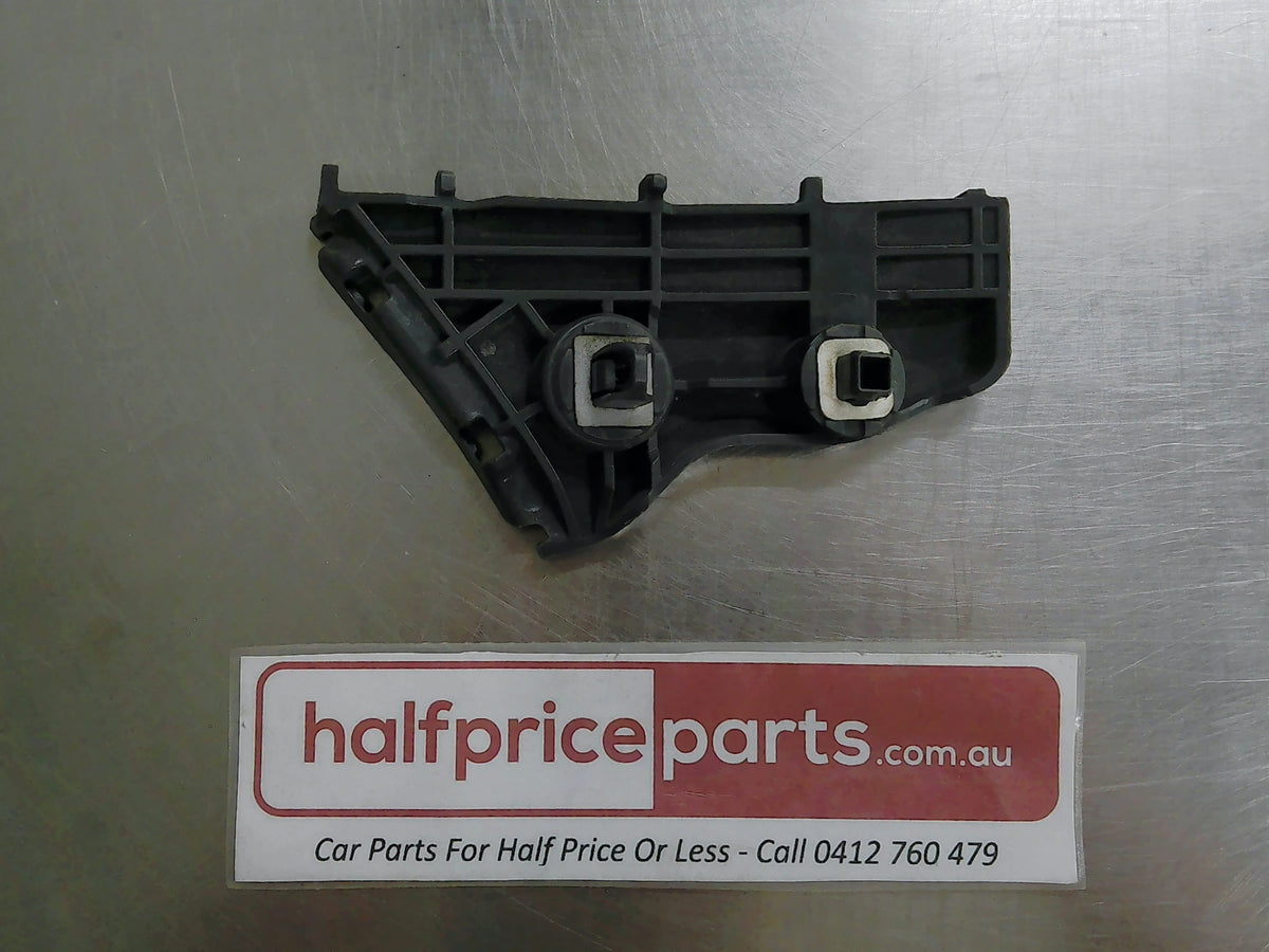 Toyota Aurion/Camry Genuine Right Hand Rear Bumper Retainer New Part