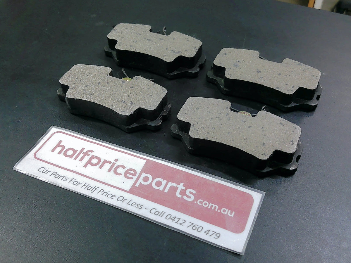 QFM Performance Front Brake Pad Set Suits Peugeot 306 /405 New Part
