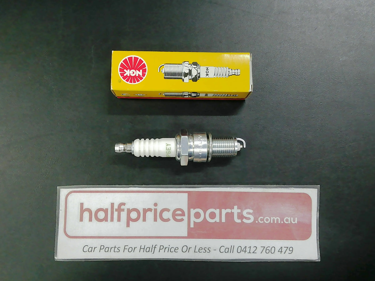 NGK Spark Plug Suits Toyota Hiace//4Runner/Liteace/Crown/Corona/Hilux/Starlet/Daihatsu Charade New Part