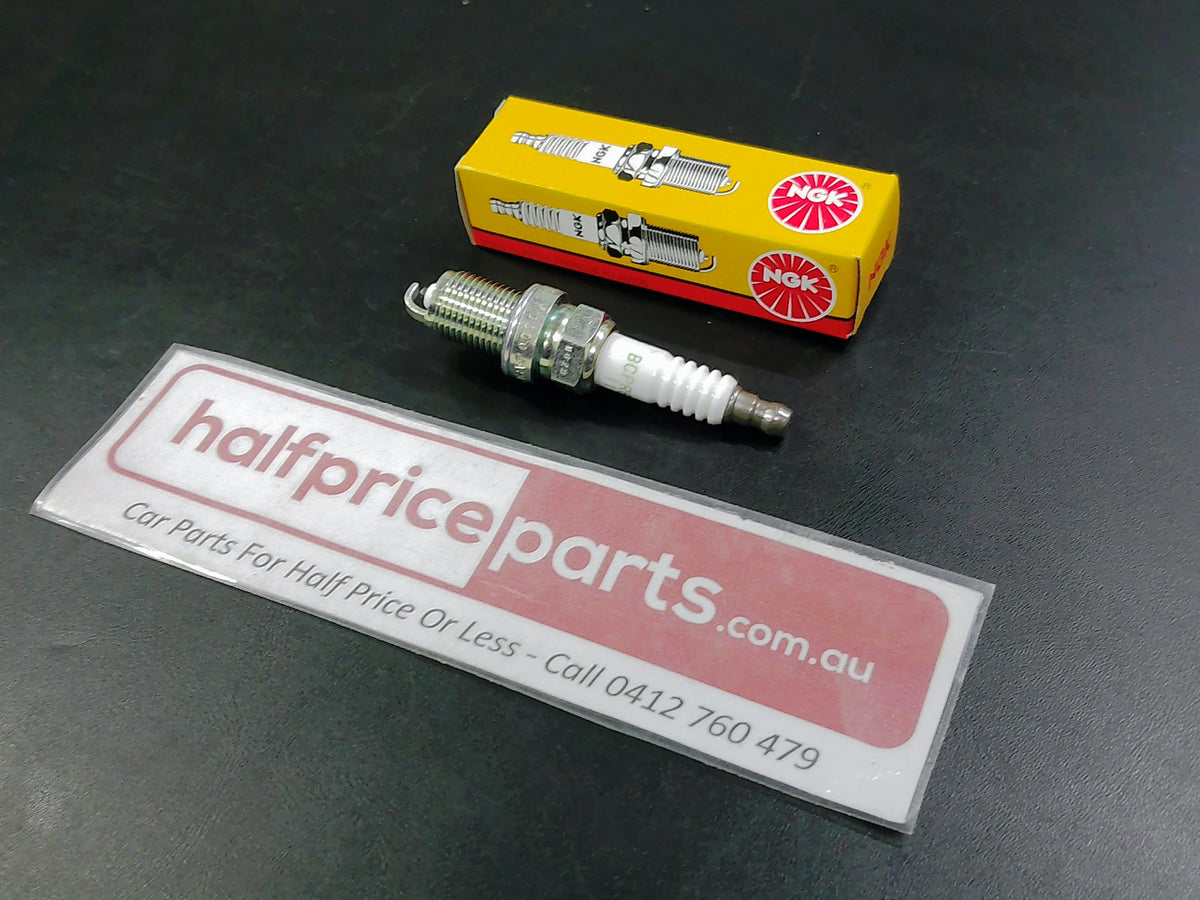 NGK Spark Plug Suits Toyota Camry/Rover 416I New Part