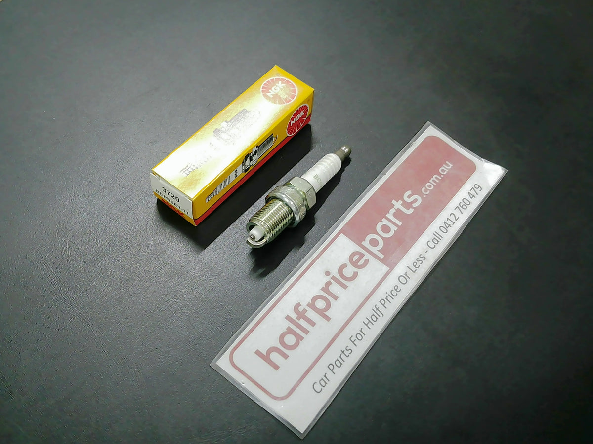 NGK Spark Plug Suits Toyota Camry/Rover 416I New Part