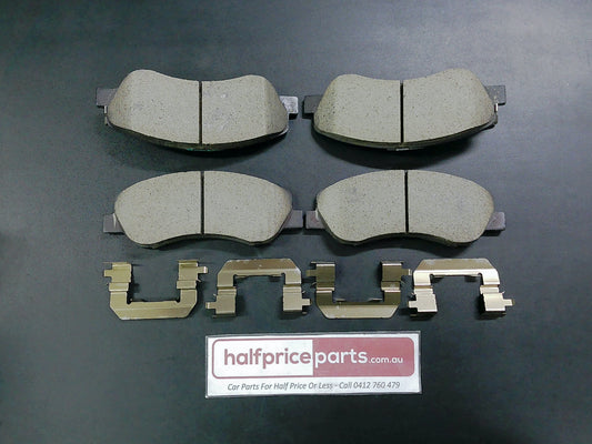 LDV G10 Genuine Front Brake Pads Set New Part