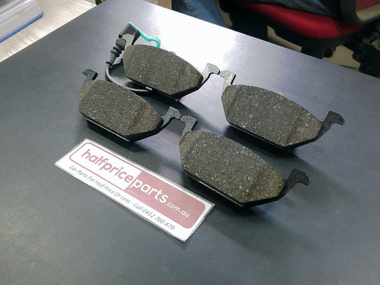 VW Golf/Jetta/Caddy/Polo Genuine Front Brake Pad Set New Part