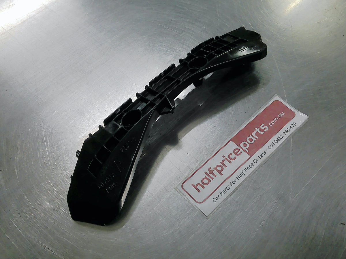 Toyota Corolla ZRE152 Rear Bumper Bar Slide Bracket New Part