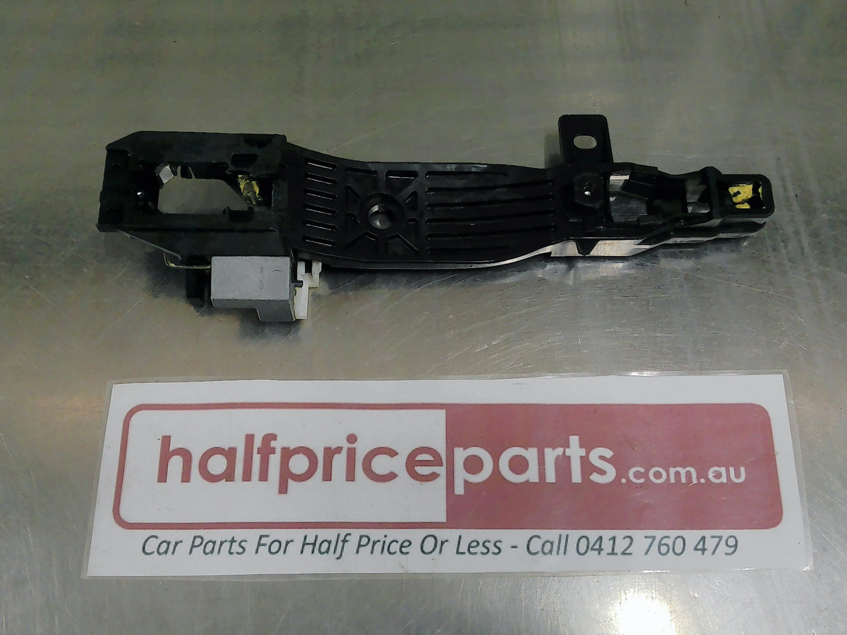 LDV G10 Genuine Left Hand Middle/Sliding Door Handle Bracket New Part
