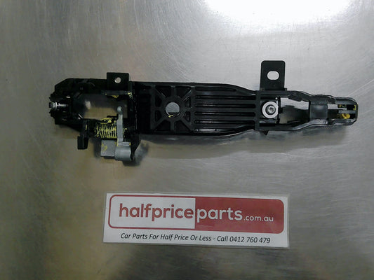 LDV G10 Genuine Right Hand Front Door Handle Bracket New Part