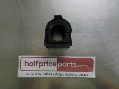 Toyota Hiace Genuine Front Sway Bar Bush New Part