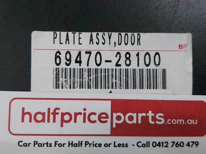 Toyota Hiace Genuine Sliding Door Lock Striker New Part