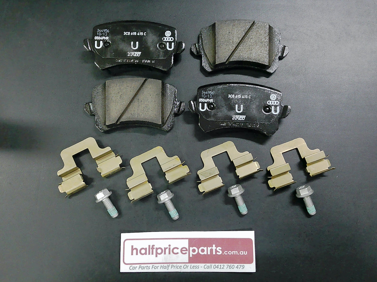 VW Passat/Audi A6 Genuine Rear Brake Pad Set New Part