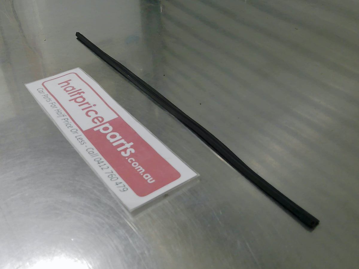 Toyota Hilux Genuine Right Hand Windshield Wiper Replacement New Part