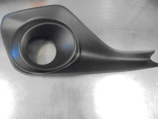Suzuki Swift Genuine Right Hand Front Fog Light Bezel New Part