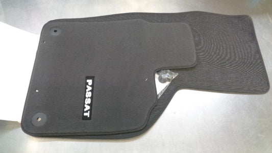 VW Passat B6-B7-CC Genuine Front Luxury Carpet Mat Set New Part