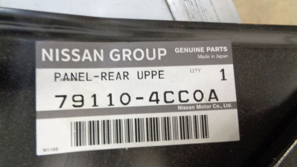 Nissan Xtrail T32 Genuine rear beaver panel new part