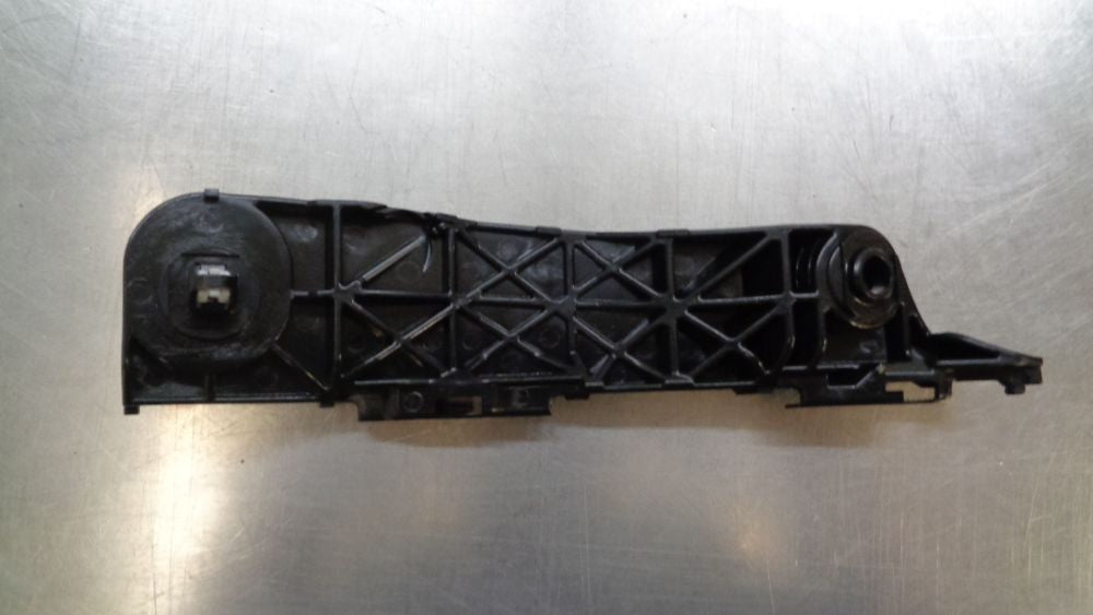 Toyota Rav4 Genuine Front Bumper Retainer New Part