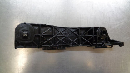 Toyota Rav4 Genuine Front Bumper Retainer New Part