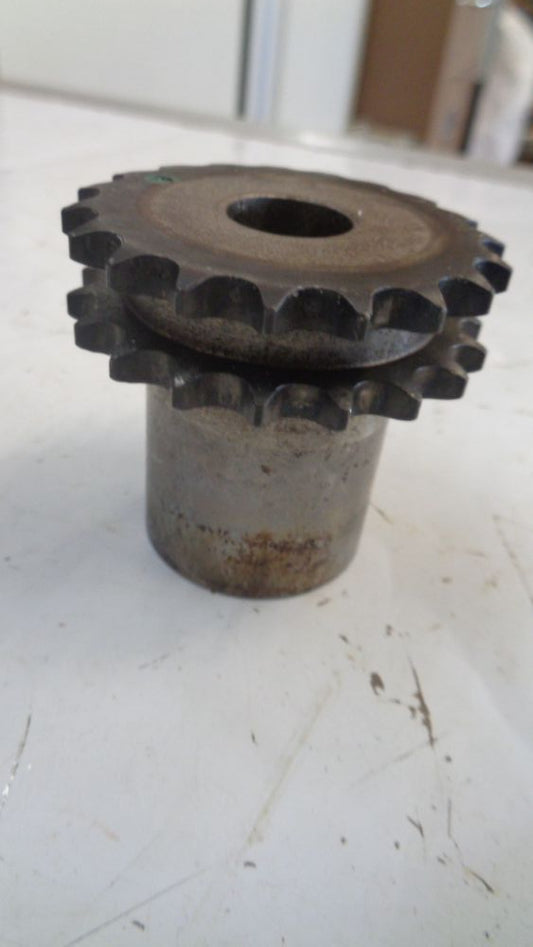 Nissan Navara D40M Genuine Camshaft Sprocket New Part