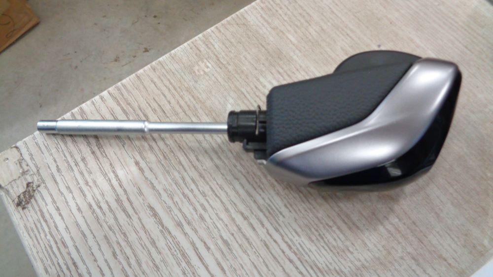 Subaru Impreza/Crosstrek Genuine Gear Shift Knob New Part