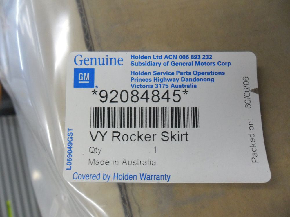 Holden VY-VZ-SV8 Commodore Genuine Right Hand Sill Skirt Unpainted New Part