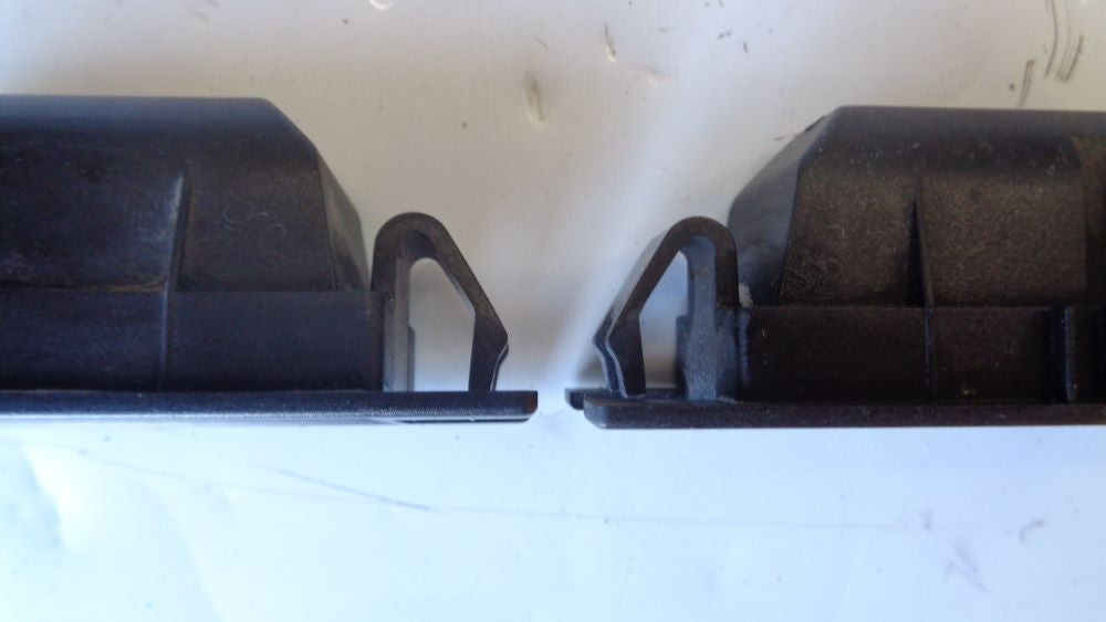 Holden Astra Genuine Number Plate Light Pair Used Part VGC