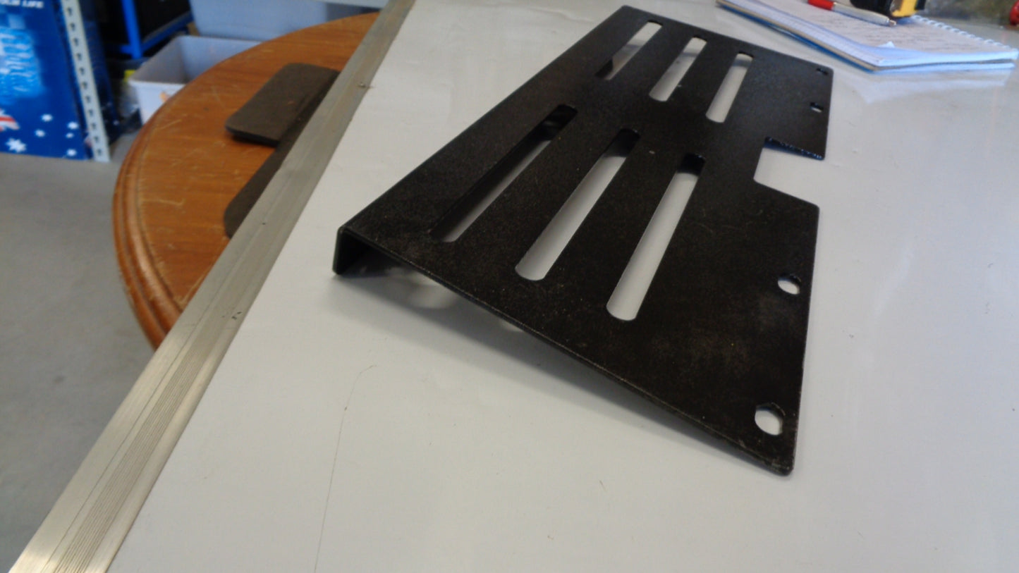 OAQ BARS & RACKS 4X4 BASH PLATE