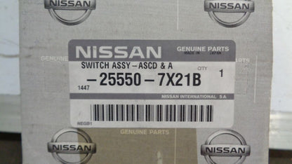 Nissan Pathfinder R51 Genuine Steering Wheel Controls New Part